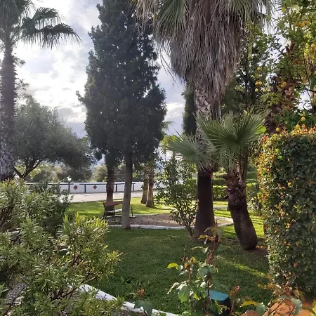 Cortijo Del Arte - Caminito Del Rey Hotel 3*
