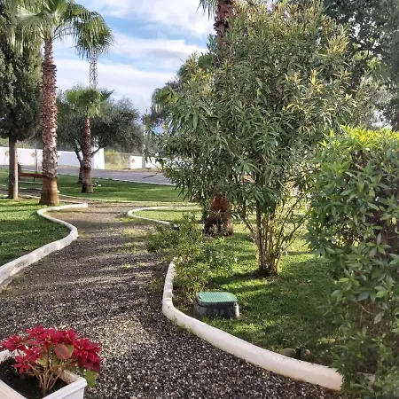 Hotel Cortijo Del Arte - Caminito Del Rey 3*