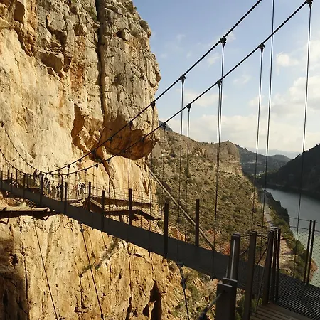 Hotel Cortijo Del Arte - Caminito Del Rey Pizarra