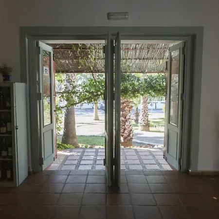 Cortijo Del Arte - Caminito Del Rey Hotel